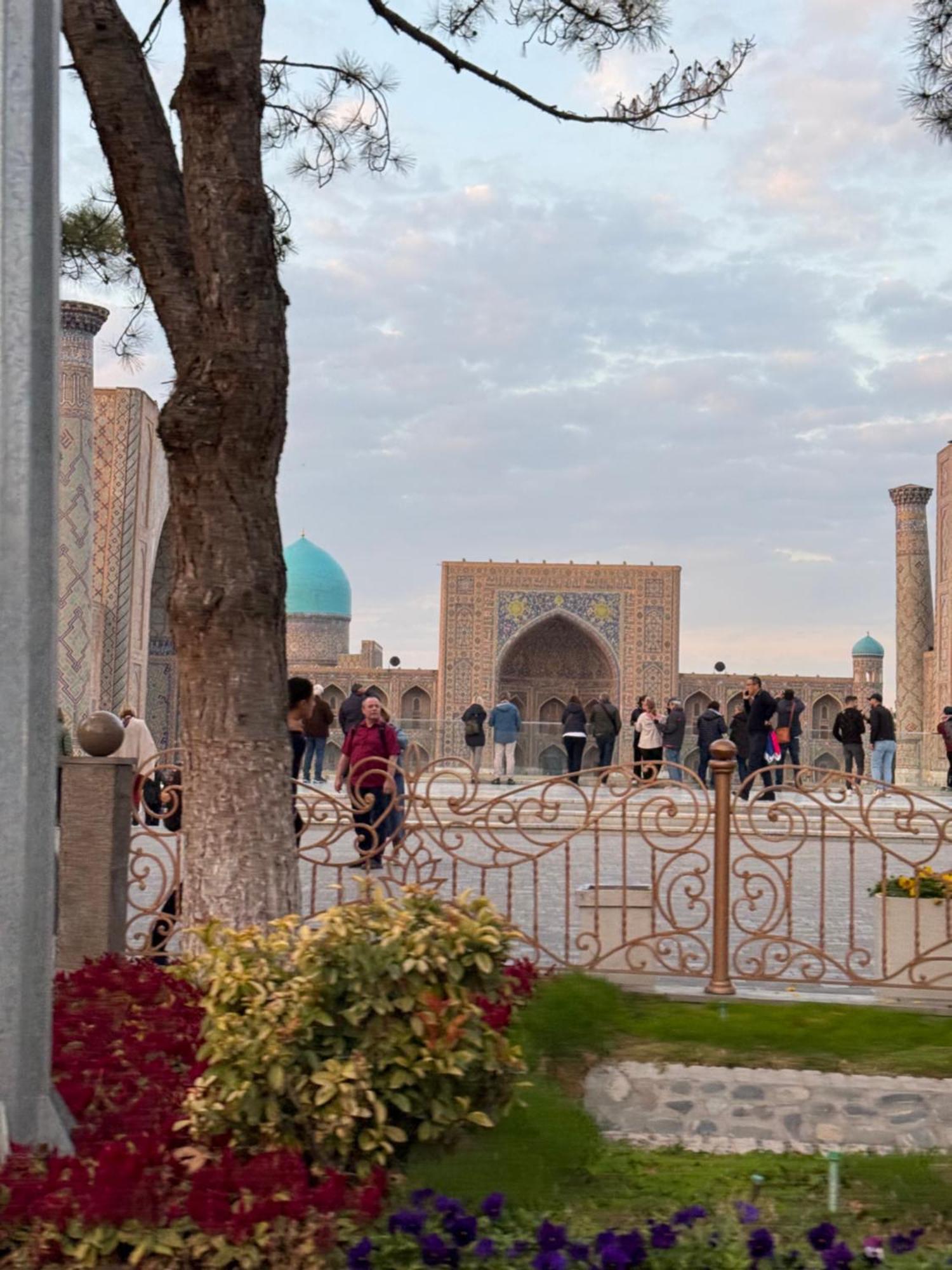 Salomat Guest House Samarkand Eksteriør bilde